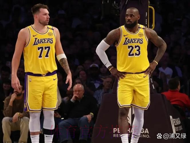 15连胜追平队史!雷霆缺MVP仍大胜42分,湖人双星携手险胜 15连胜追平队史!雷霆缺MVP仍大胜42分,湖人双星携手险胜